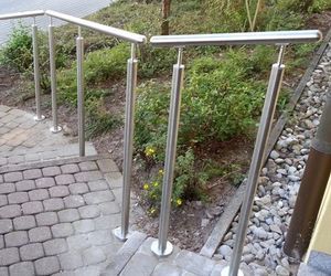 geschwungener Handlauf aus Edelstahl